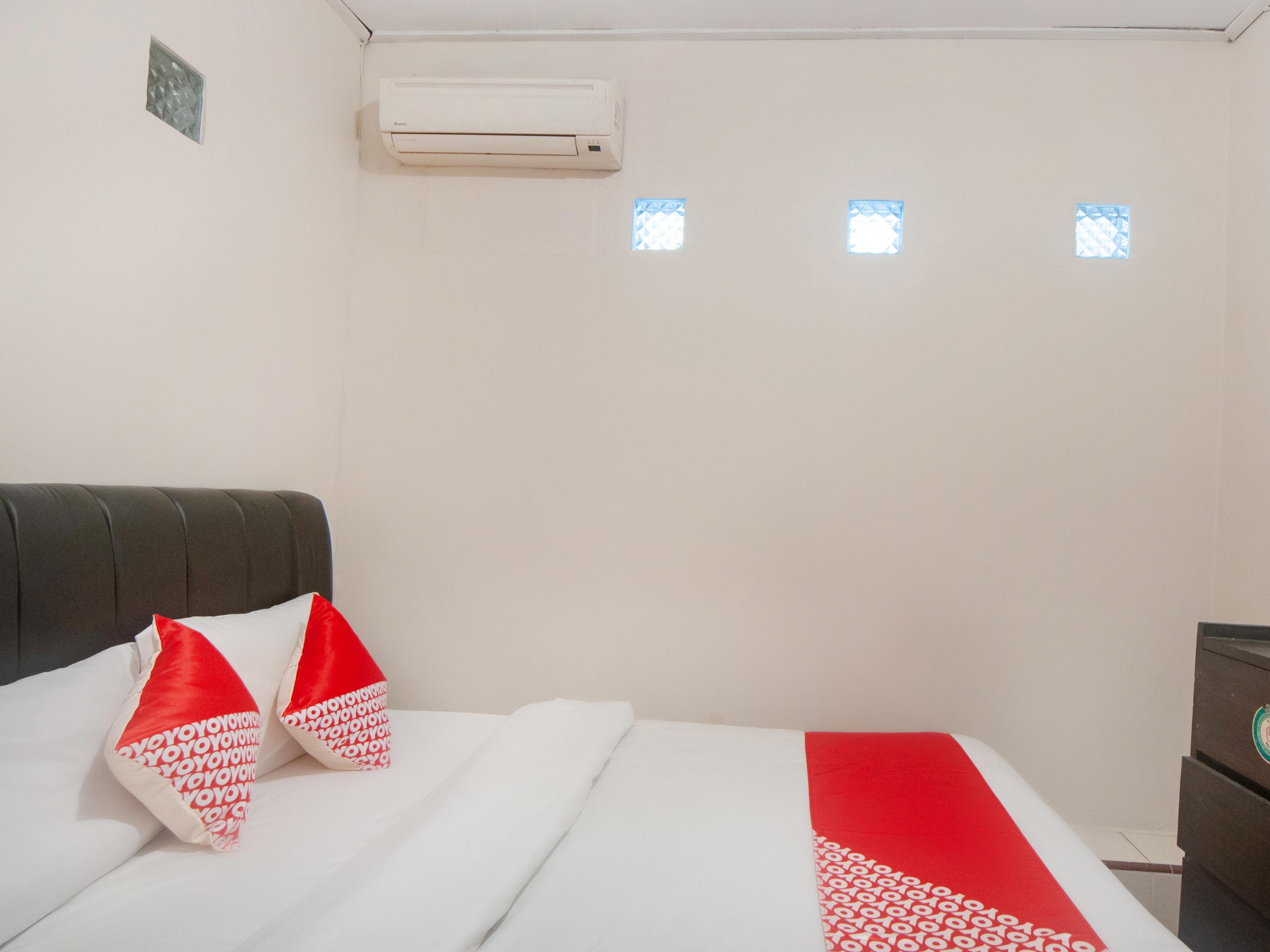 Oyo 2256 Danysa Guesthouse Jakarta Kültér fotó