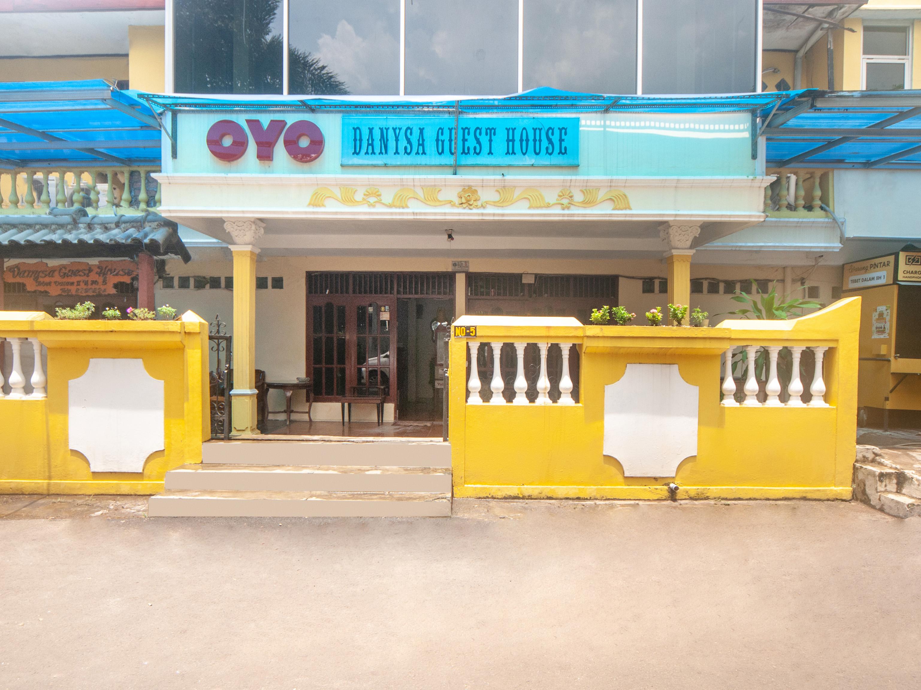 Oyo 2256 Danysa Guesthouse Jakarta Kültér fotó
