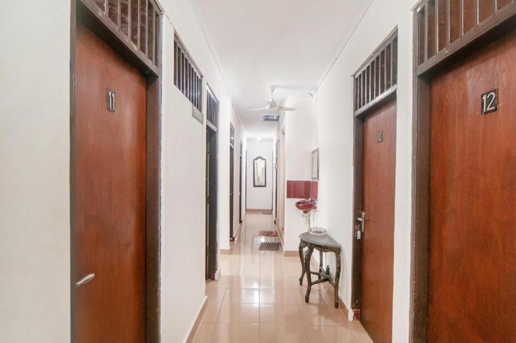 Oyo 2256 Danysa Guesthouse Jakarta Kültér fotó